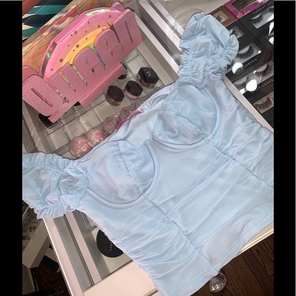 Crop top - Picture 2 of 5